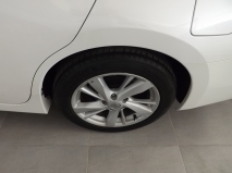 للبيع نيسان Altima 2013