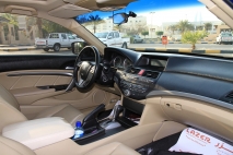 للبيع هوندا Accord 2009