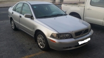 للبيع فولفو S40 2004