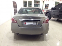 للبيع نيسان Altima 2013