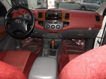 للبيع تويوتا Hilux 2015