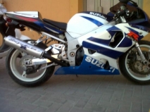 للبيع دراجات نارية سوزوكي 2000 4