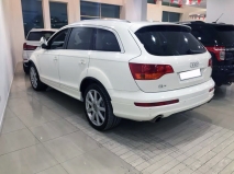 للبيع أودي Q7 2009