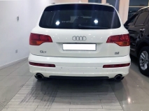 للبيع أودي Q7 2009