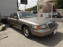 للبيع ميركوري Grand Marquis 2001