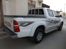 للبيع تويوتا Hilux 2010