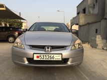 للبيع هوندا Accord 2004