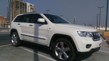 للبيع جيب Grand Cherokee 2011