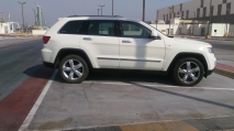 للبيع جيب Grand Cherokee 2011