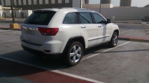 للبيع جيب Grand Cherokee 2011