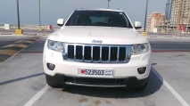 للبيع جيب Grand Cherokee 2011