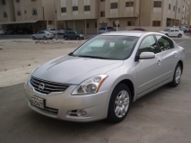 للبيع نيسان Altima 2012