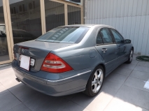 للبيع مرسيدس C class 2004