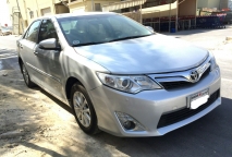 للبيع تويوتا camry 2015
