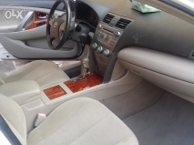 للبيع تويوتا camry 2008