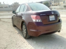 للبيع هوندا Accord 2009