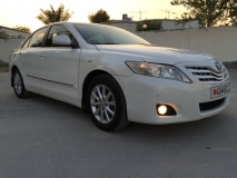 للبيع تويوتا camry 2010