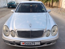 للبيع مرسيدس E class 2003