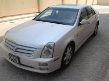 للبيع كاديلاك STS 2005