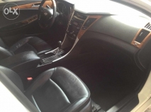 للبيع هونداي Sonata 2011