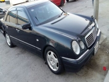 للبيع مرسيدس E class 1999