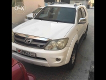 للبيع تويوتا Fortuner 2006