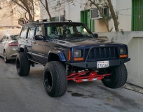 للبيع جيب Cherokee 2000