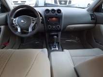 للبيع نيسان Altima 2010