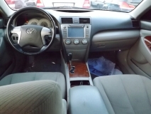 للبيع تويوتا camry 2011