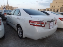 للبيع تويوتا camry 2011