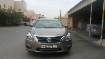 للبيع نيسان Altima 2014