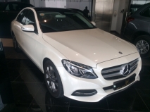 للبيع مرسيدس C class 2015