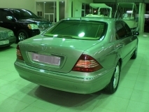 للبيع مرسيدس S class 2004