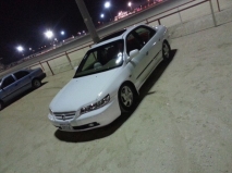 للبيع هوندا Accord 2000