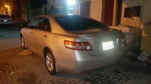 للبيع تويوتا camry 2011