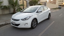 للبيع هونداي Elantra 2012