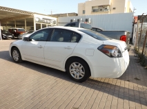 للبيع نيسان Altima 2010