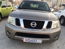 للبيع نيسان Pathfinder 2008