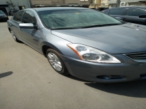 للبيع نيسان Altima 2010