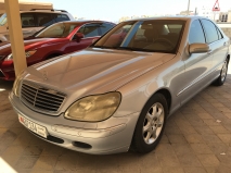 للبيع مرسيديس S class 2001