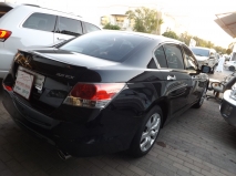 للبيع هوندا Accord 2009