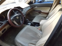 للبيع هوندا Accord 2009