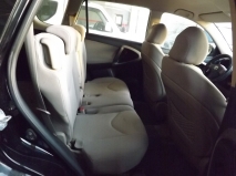 للبيع تويوتا RAV4 2008