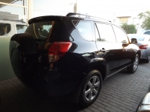 للبيع تويوتا RAV4 2008