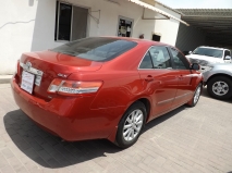 للبيع تويوتا camry 2011