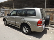 للبيع متسوبيشي Pajero 2003