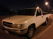 للبيع تويوتا Hilux 2003