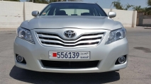 للبيع تويوتا camry 2011