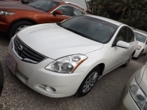 للبيع نيسان Altima 2012