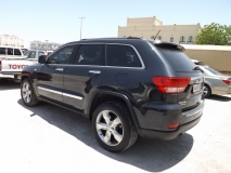 للبيع جيب Grand Cherokee 2013